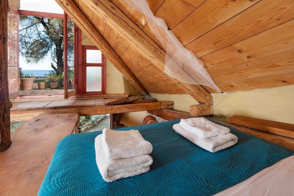 Margaritis'S Treehouse Villa Paramonas  Luaran gambar